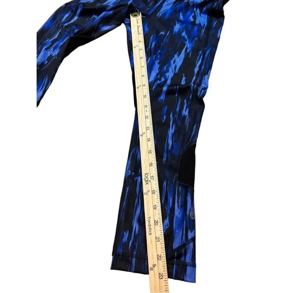 Lululemon Pace Rival Crop Leggings Painted Animal Sprinkler Black size 4 - Picture 10 of 16